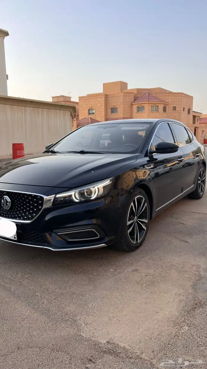 للبيع MG 6 اللون الملكي 1
