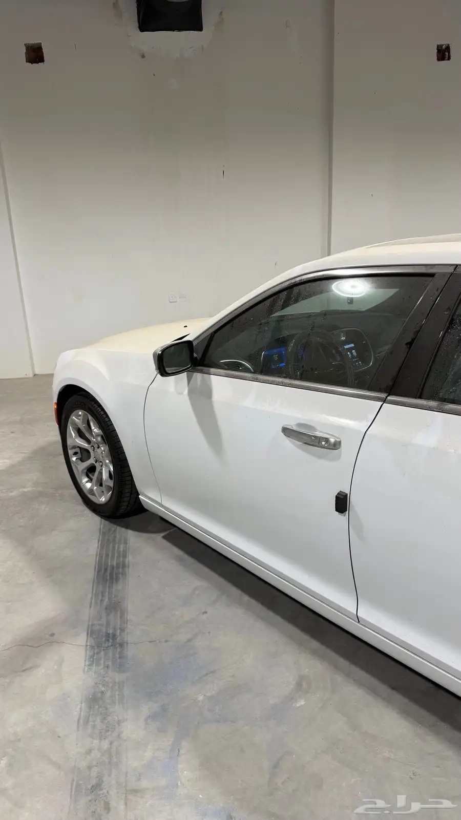 كرايزلر c300 v8 2021 لكجري 18