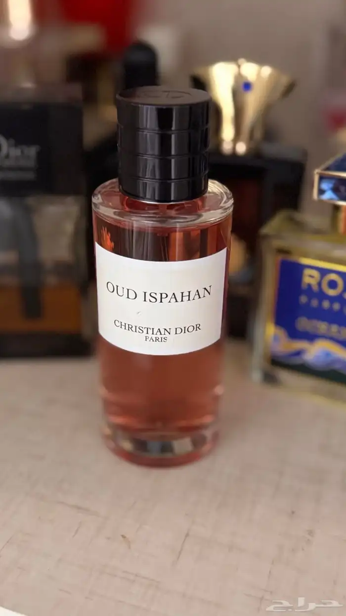 عطر عود اصفهان من ديور 0