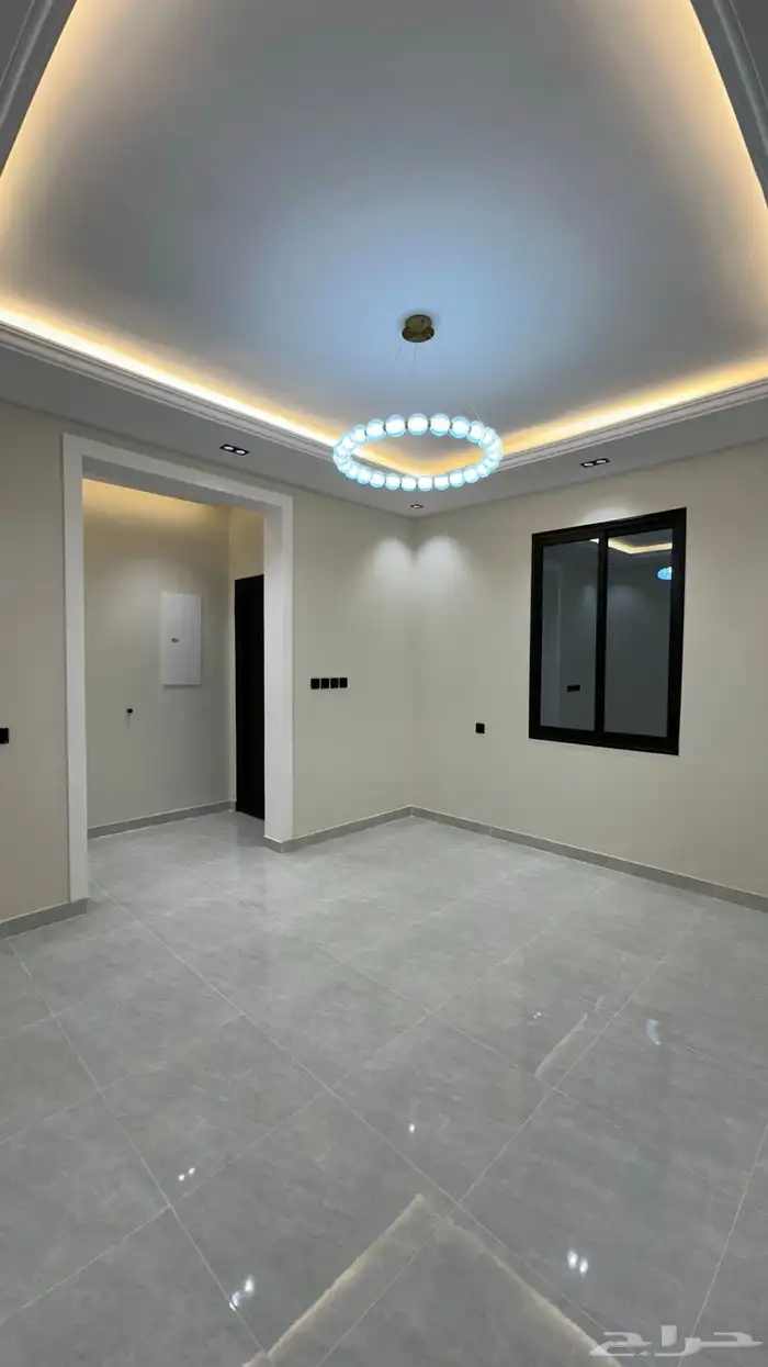 شقق ارضيه وروفات علويه للبيع خميس مشيط حي اليرموك 9