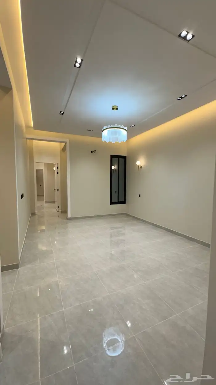 شقق ارضيه وروفات علويه للبيع خميس مشيط حي اليرموك 6