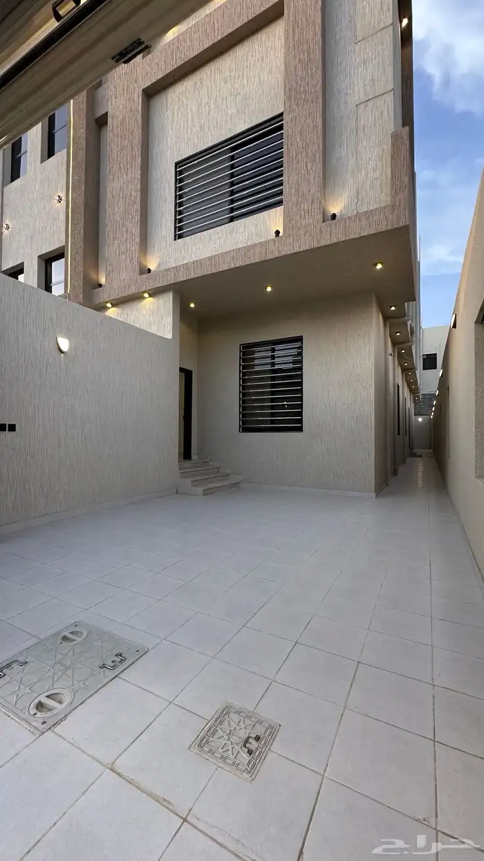 للبيع ارواف ارضيه وعلويه ابها دره المحاله 1