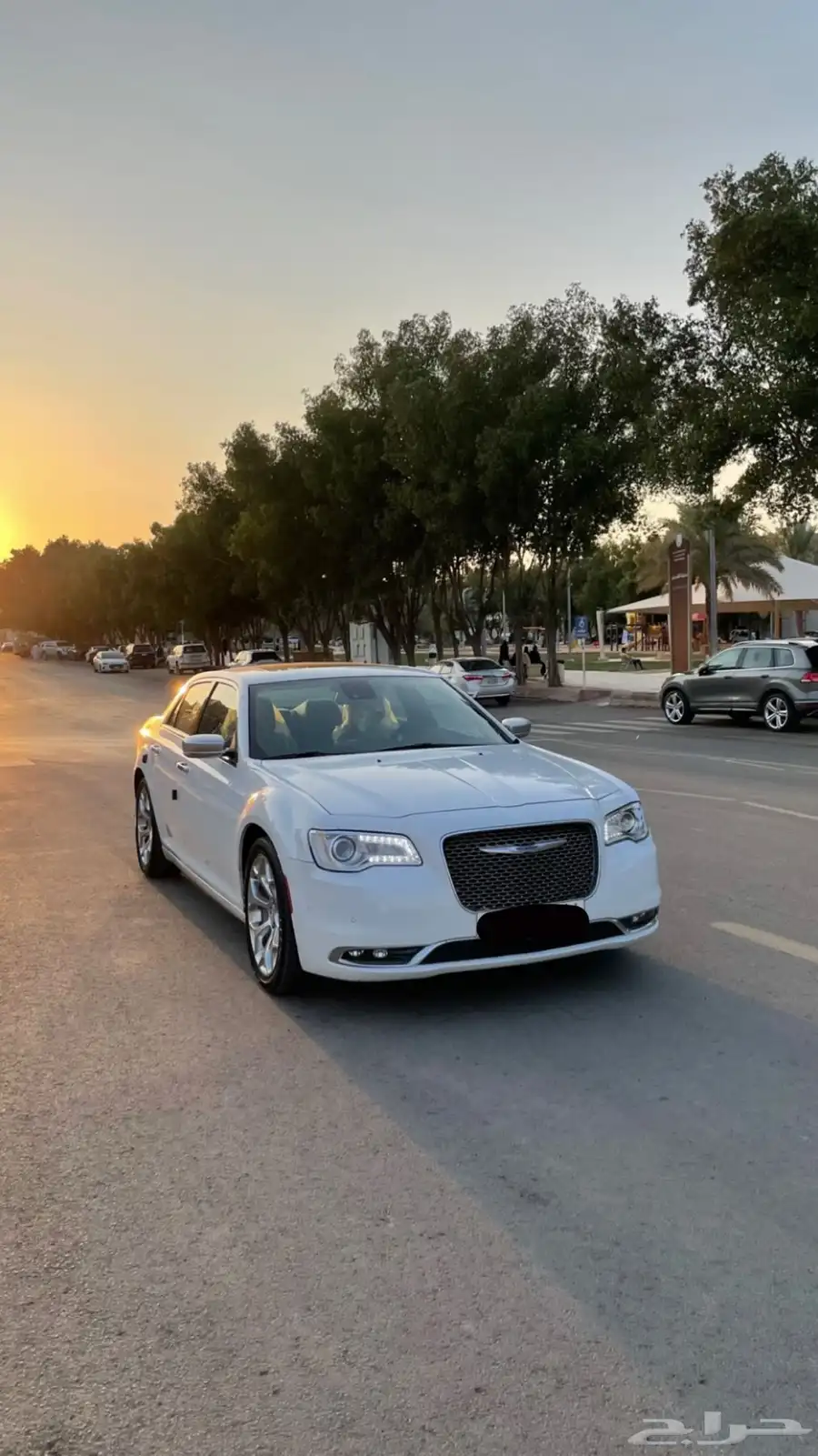 كرايزلر c300 v8 2021 لكجري 1
