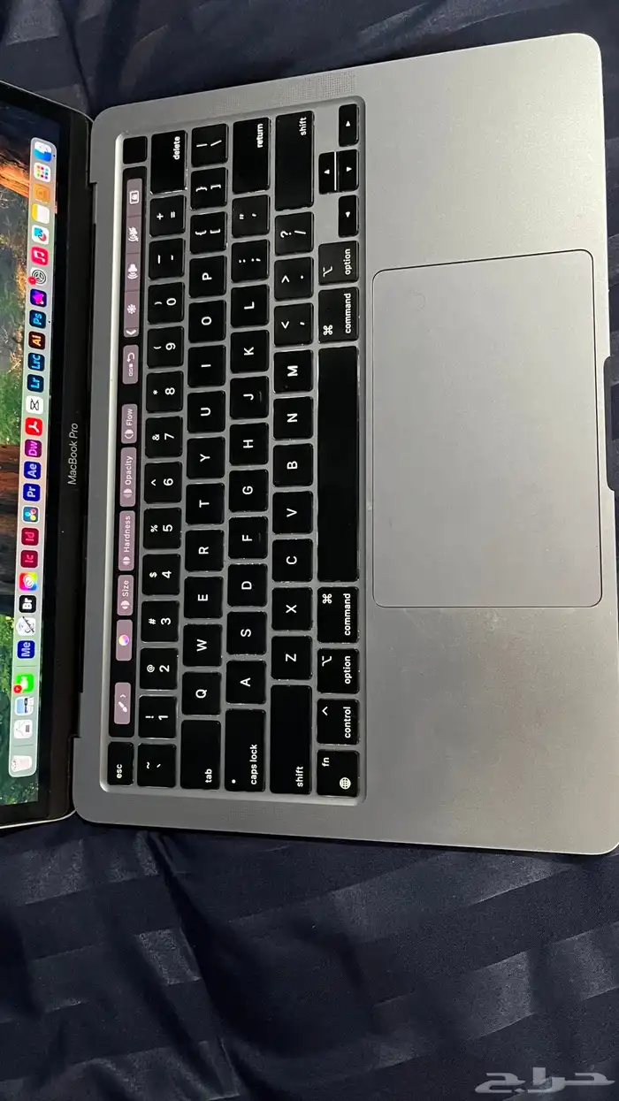 MacBook Pro M1 2022 1