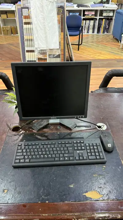 كمبيوتر للبيع مستعلم نضيف حدا 0