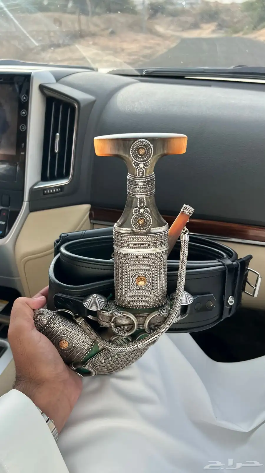 خنجر زراف قديمه 0