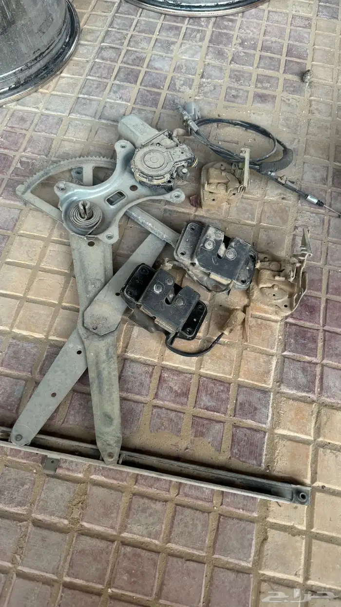 لاندكروزر قطع 2