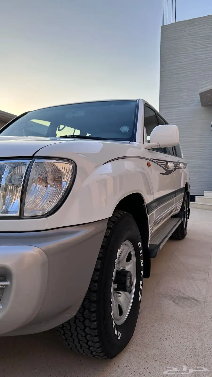 لاندكروزر 2002 GXR قير عادي مخزن عداد 157 الف 6