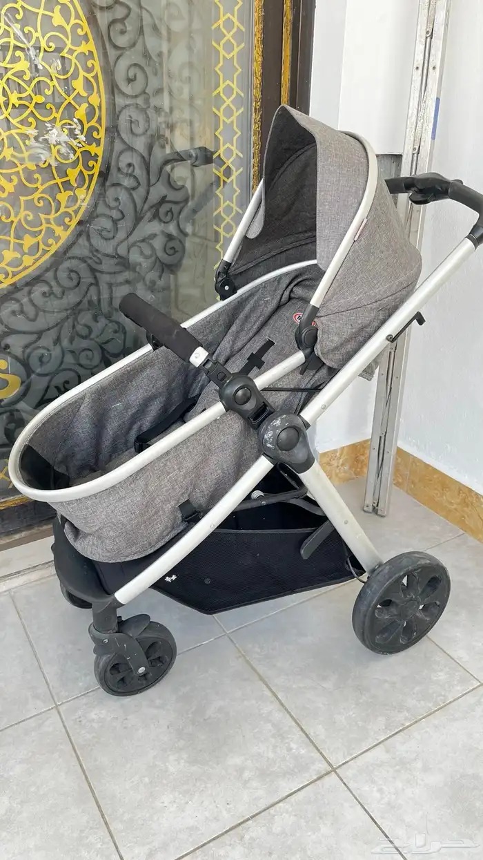 عربة أطفال 0