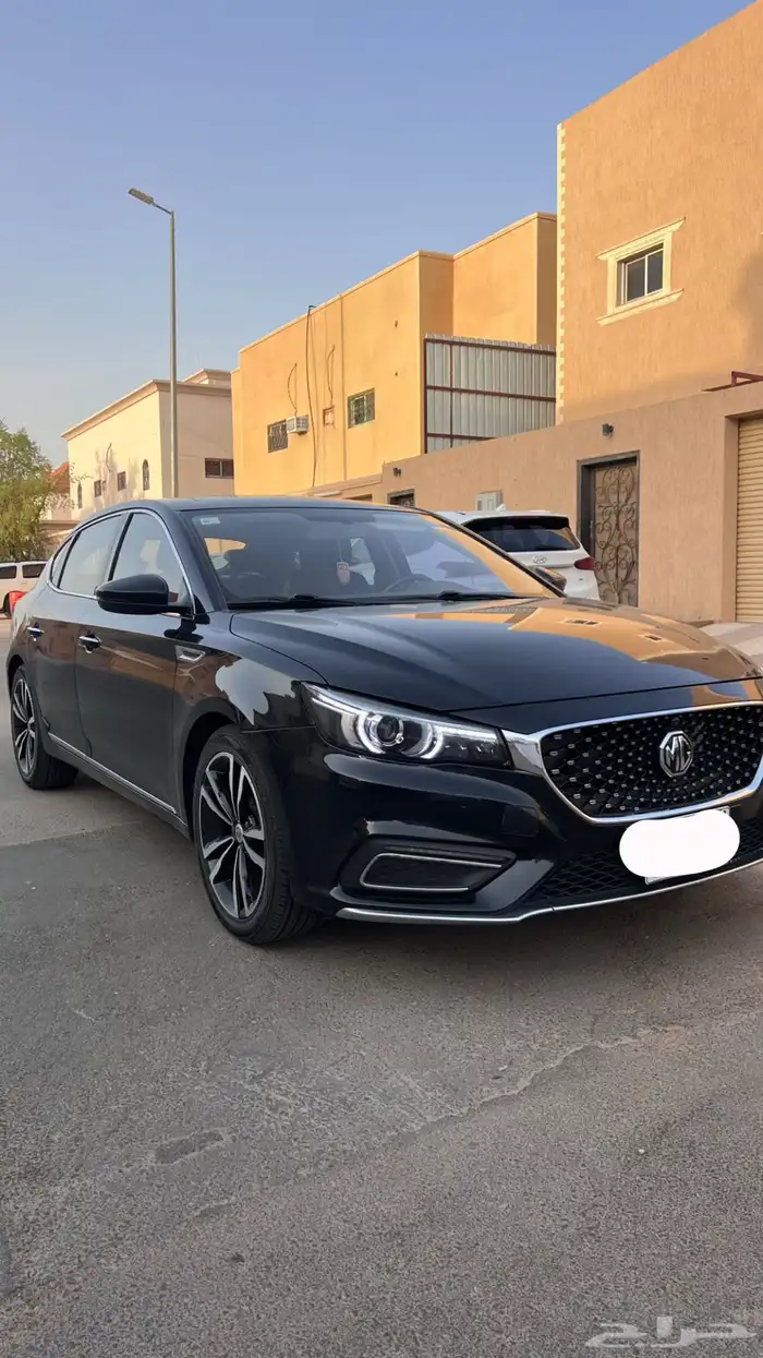 للبيع MG 6 اللون الملكي 2