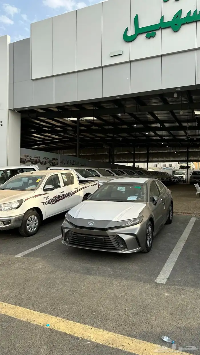 كامري 2025 استاندر بنزين E السعر 114500 كاش وبنك 1