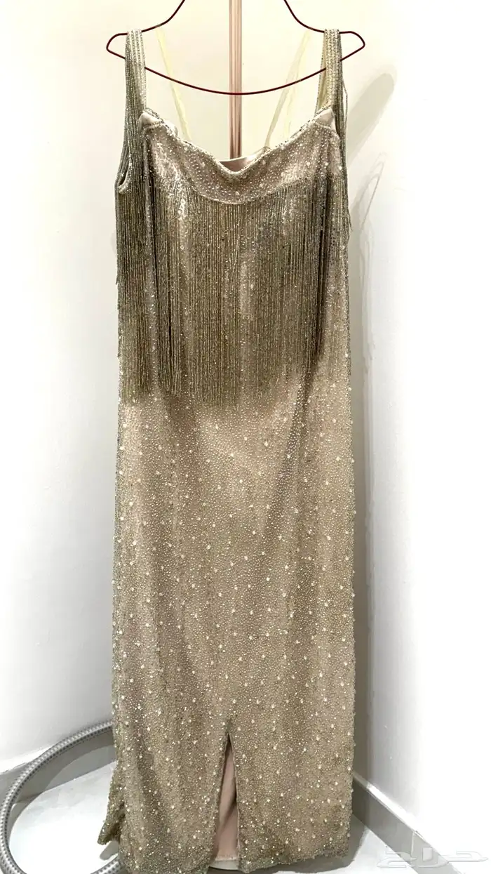فساتين مستعملة ب 200 0