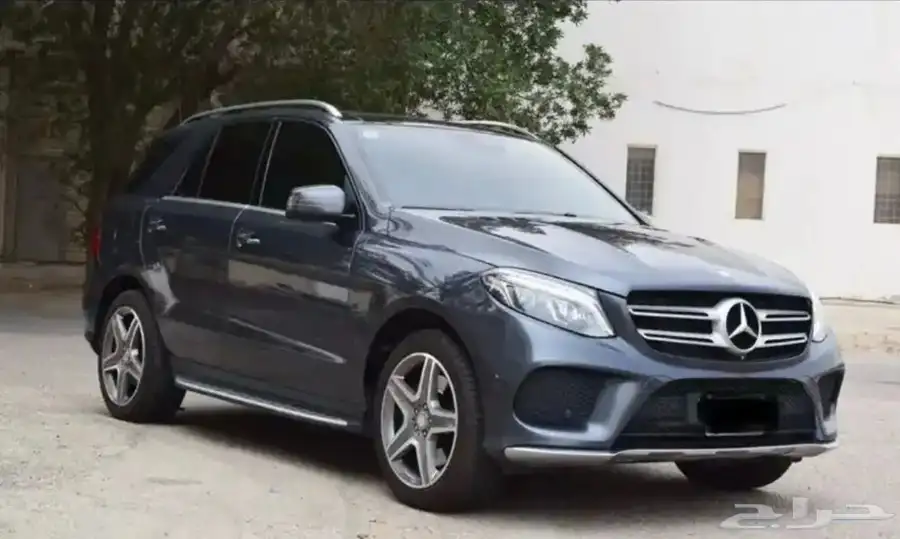 MEECEDES BENZ SUV 1