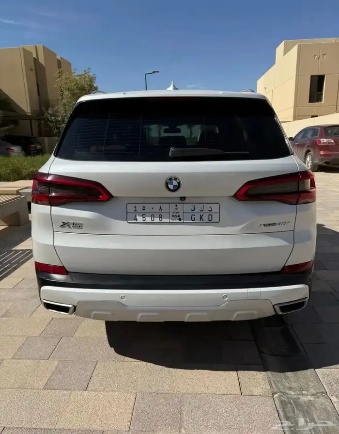 للبيع BMW X5 2019 نظيفة استخدام اجنبي 10