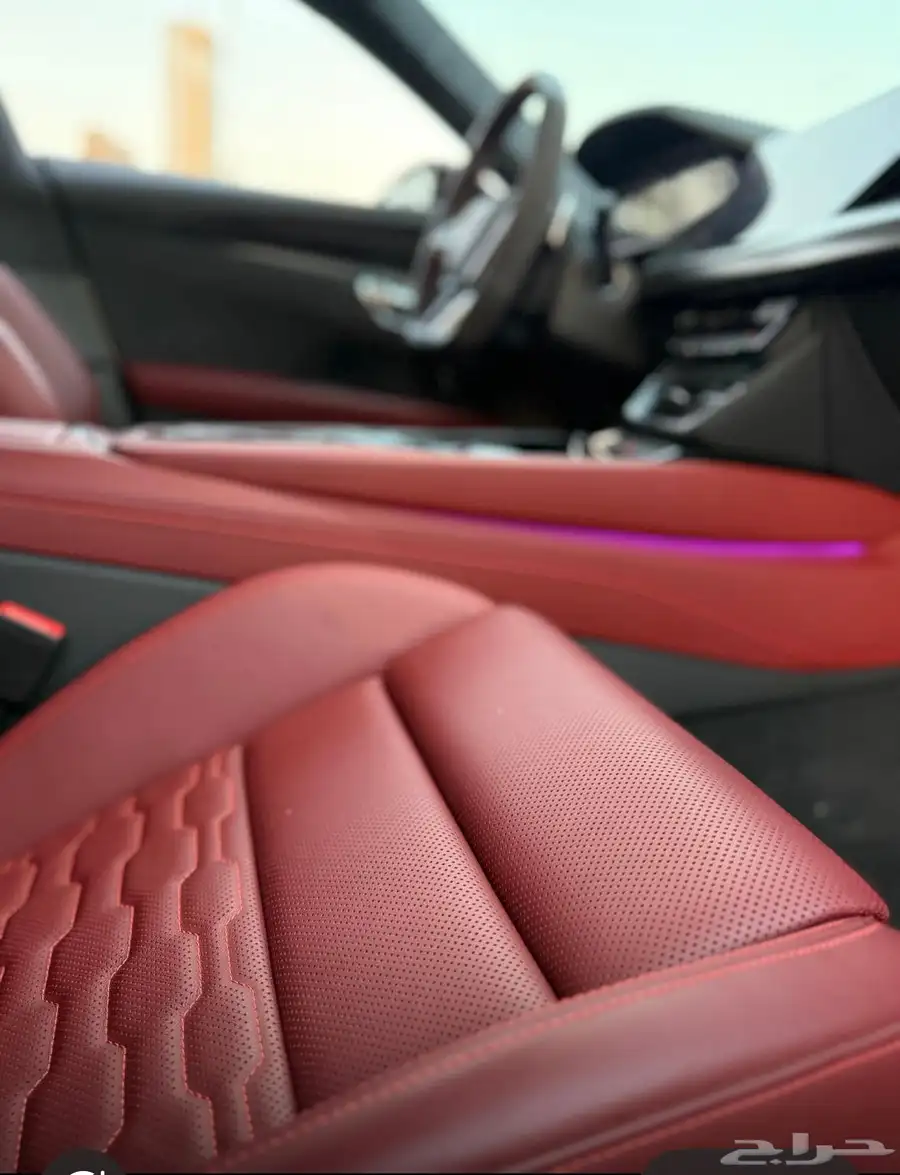 اودي e-tron GT RS 8