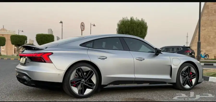 اودي e-tron GT RS 2