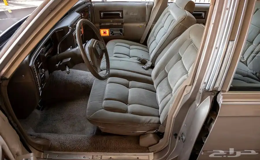 كاديلاك فليتوود بروقهام 1986 Cadillac Fleetwood Brougham 12