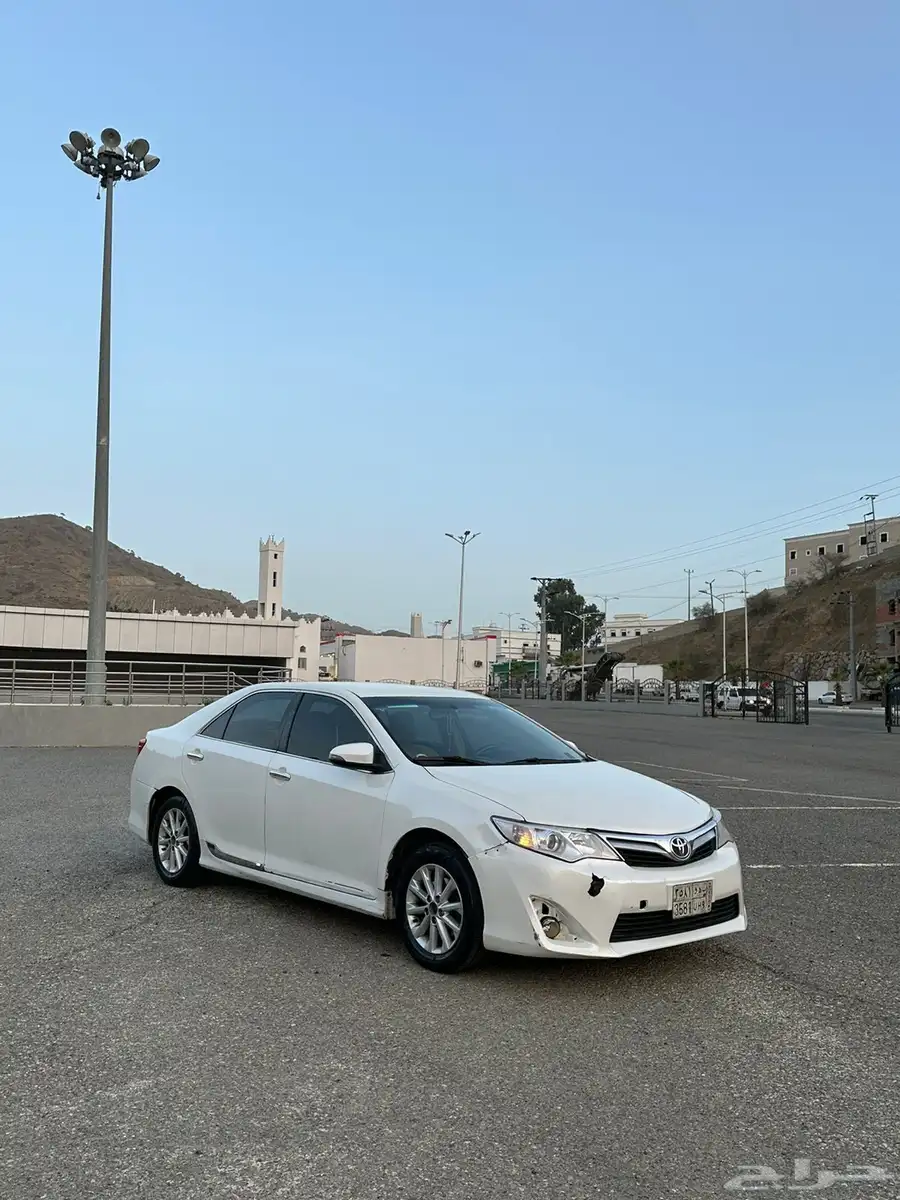 كامري 2013 GLX 7