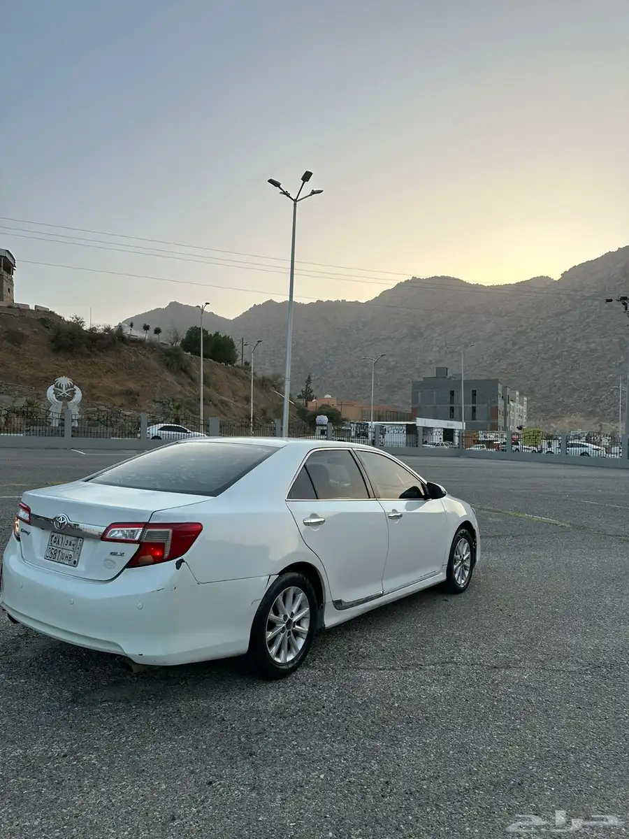 كامري 2013 GLX 6