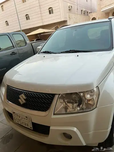 سوزوكي جراند فيتارا 2010 2