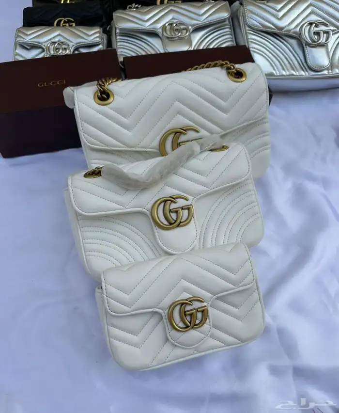 شنط نسائيه ماركات 74