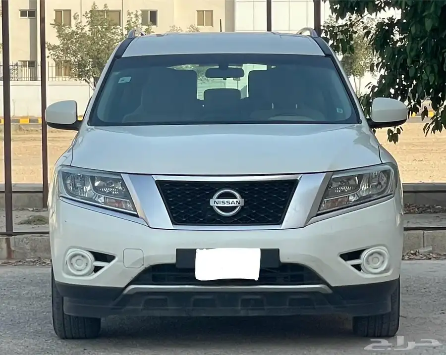 نيسان 4