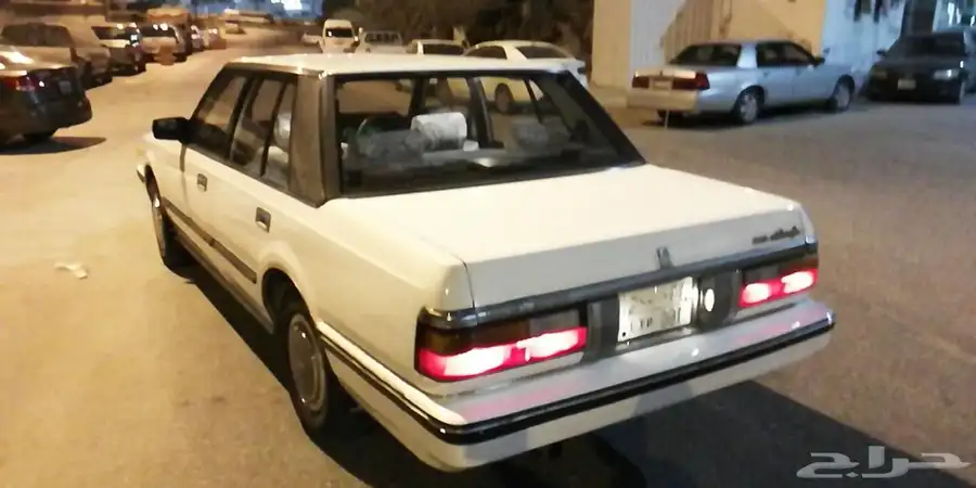 تويوتا كراون 86 2