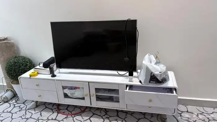 مساند ظهر وطاولات للبيع 3