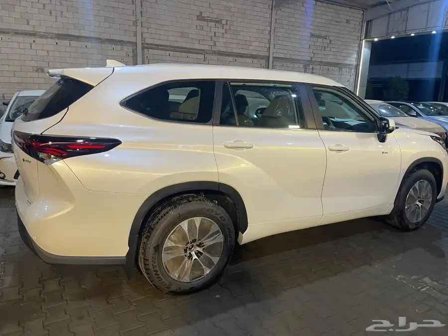 هايلاندر 2025 دبل هايبرد السعر شامل ضريبه 159900 2