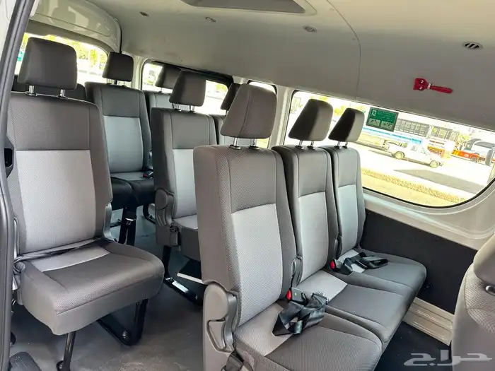 اجار باصات هايس موديلات حديثه مع السائق في الرياض 2