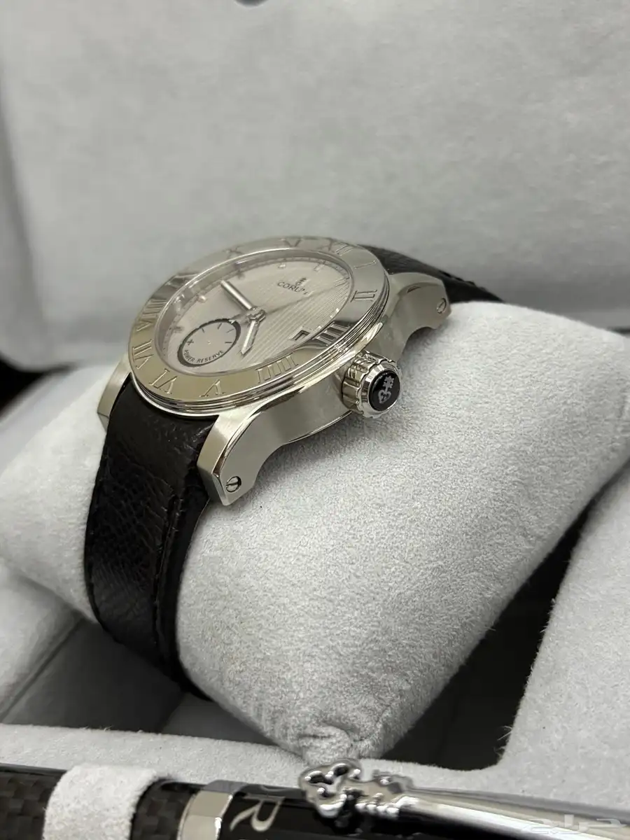 ساعة كوروم ( Corum Romulus ) 1