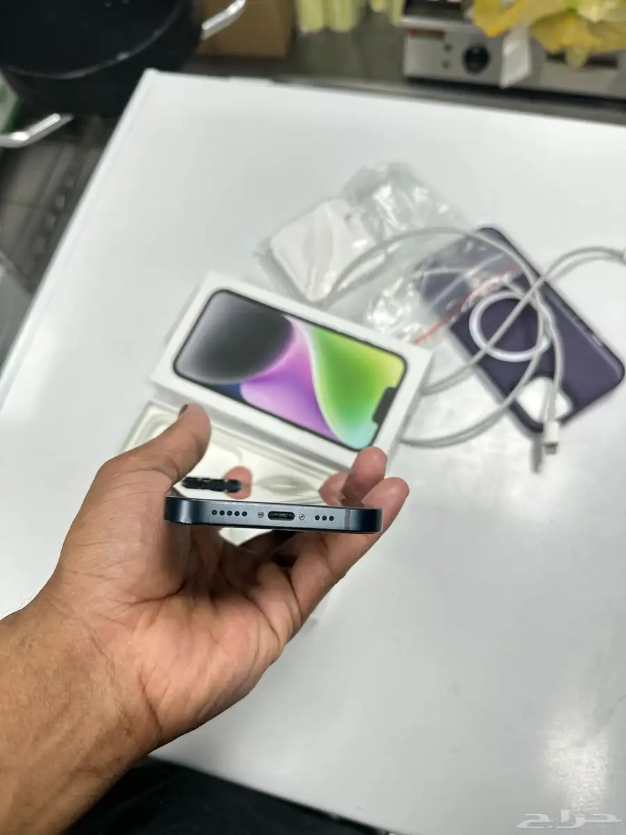 i phone 14 (128)gb 1
