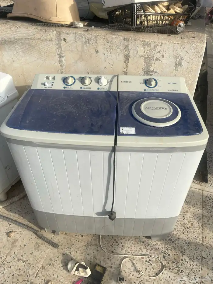 اغراض متنوعه كميه جديد ومستعمل شغال شرط 0