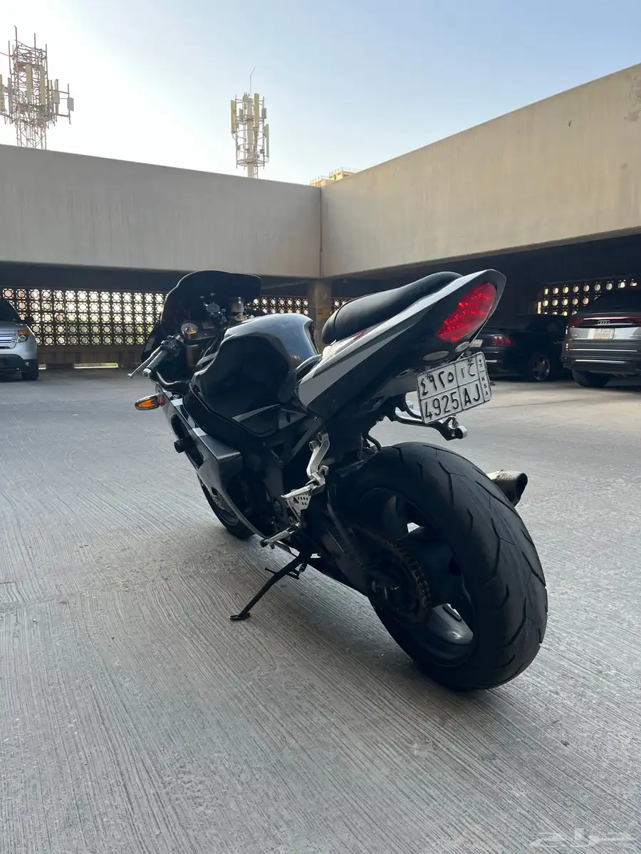 دباب سوزوكي1000 3