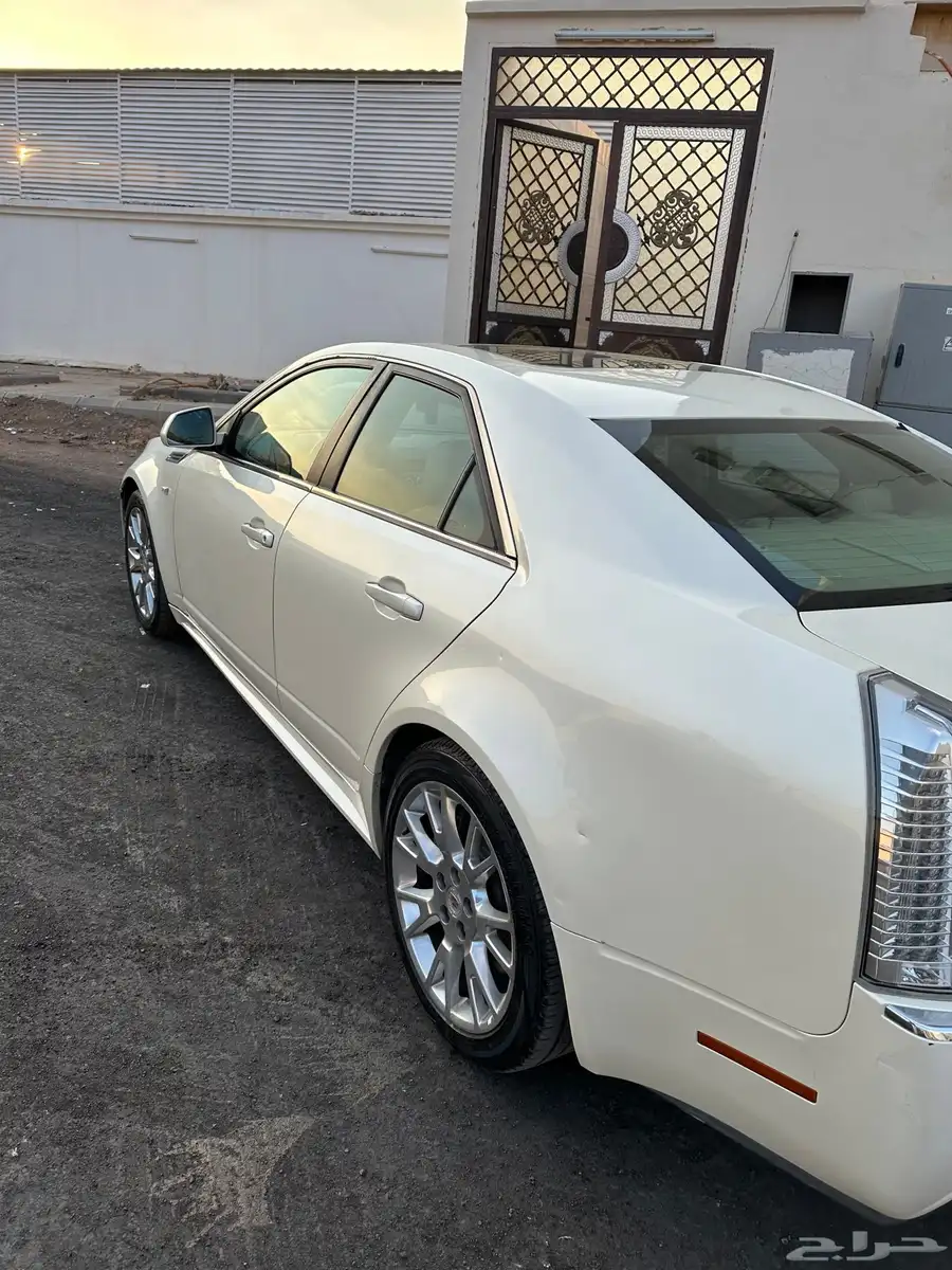 كاديلاك Cts 2010 6