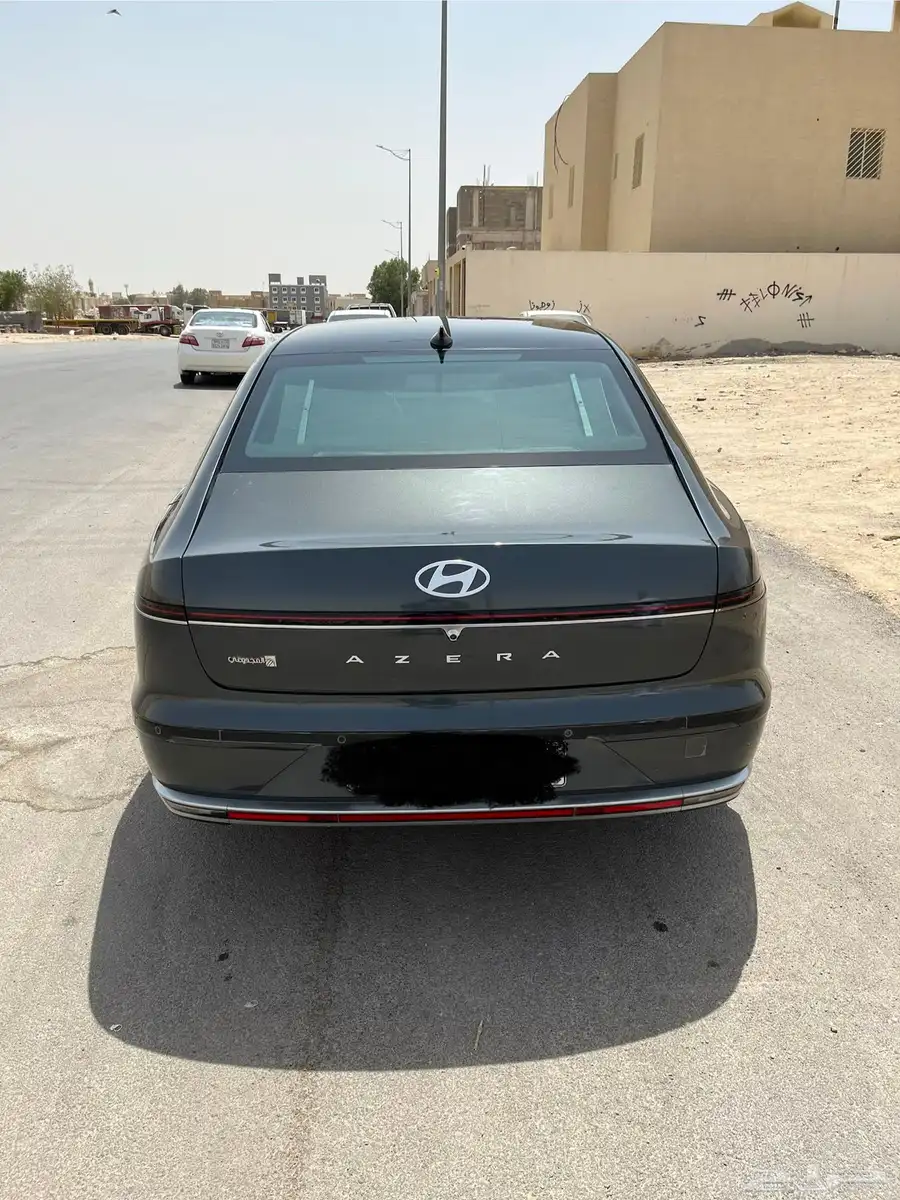 ازيرا 2025 9