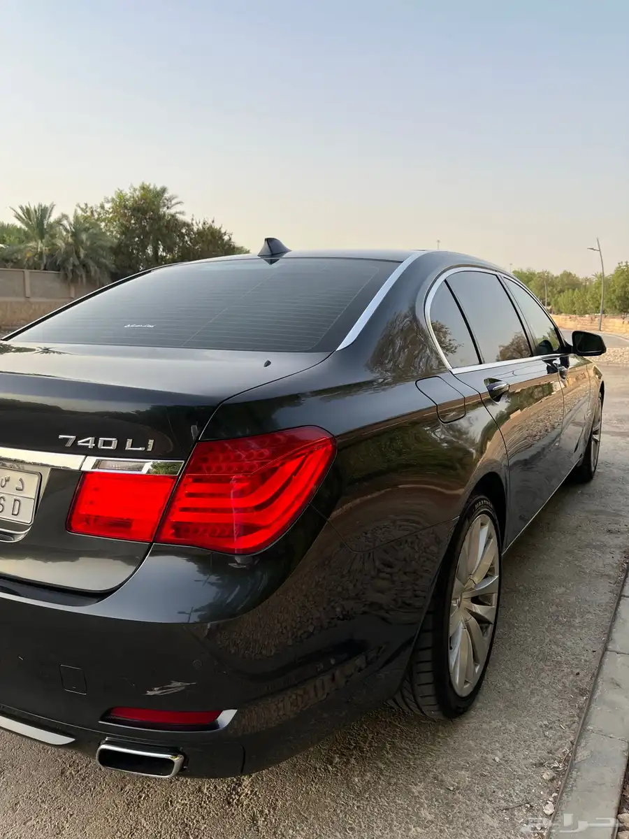 بي ام دبليو 2009 حجم 740Li ممشى قليل 8