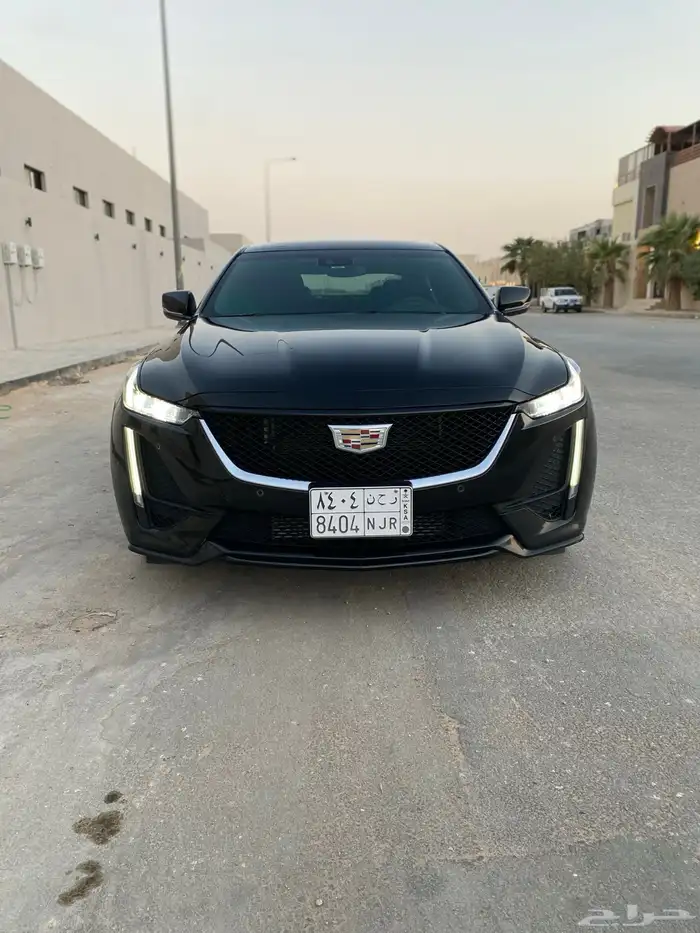 كاديلاك CT5 2022 8