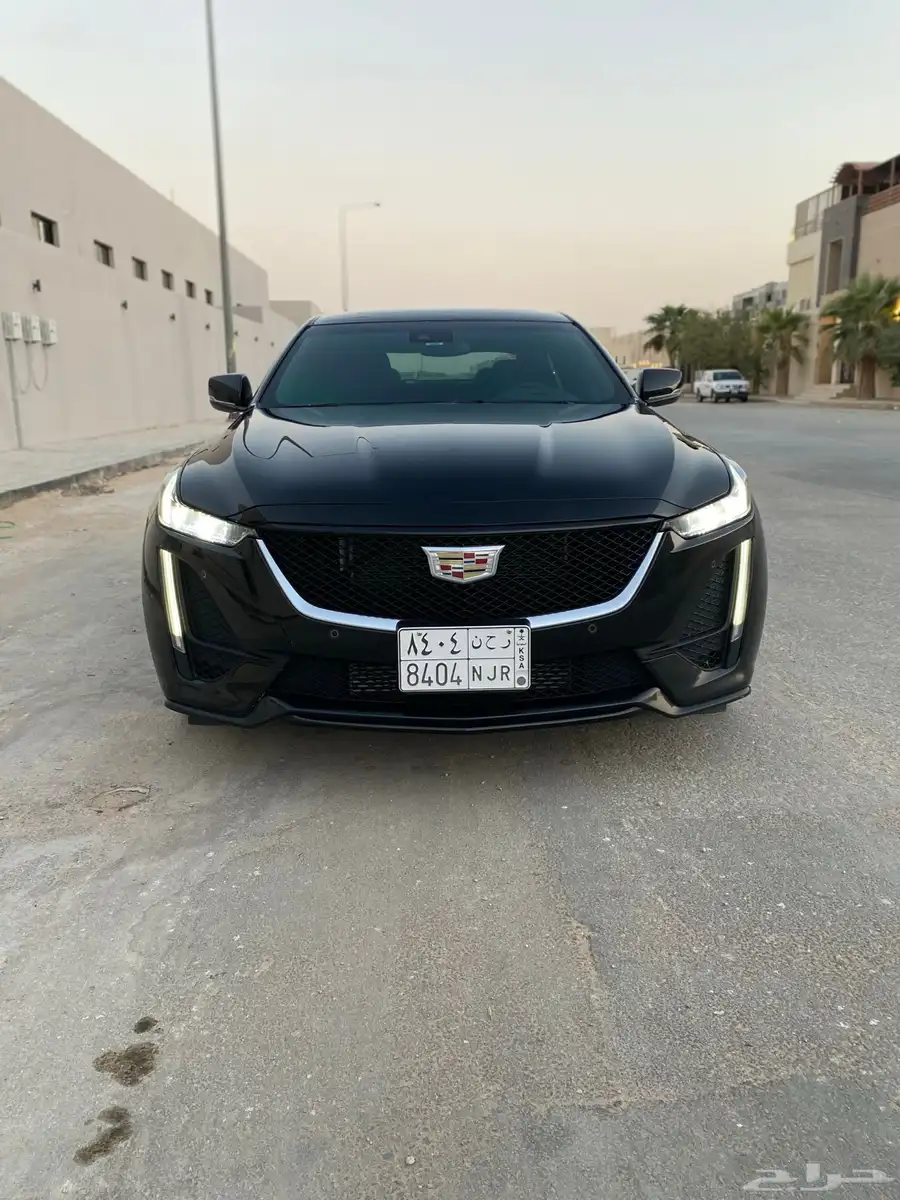 كاديلاك CT5 2022 8