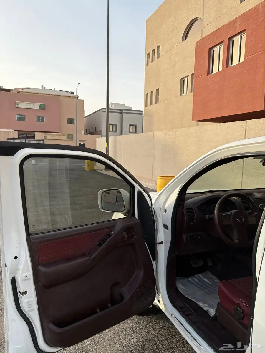 للبيع نافارا 2012 11