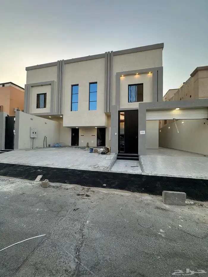 شقق دبلكسيه فاخره 4 غرف نوم 0