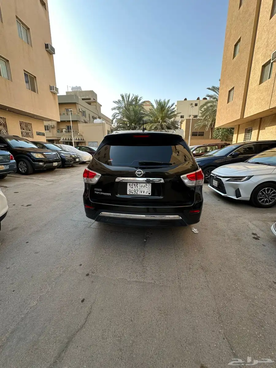 Nissan Pathfinder 2016 3