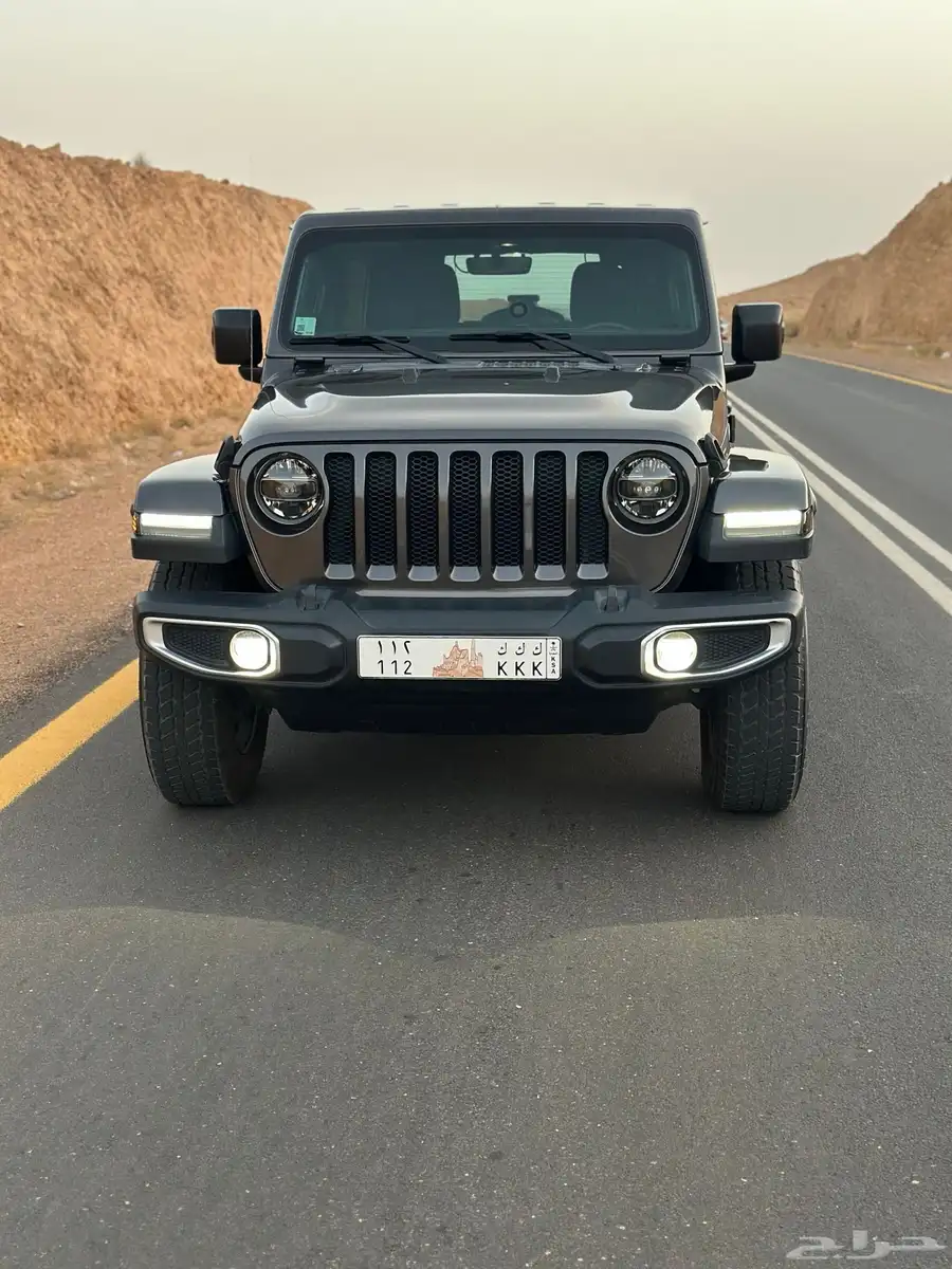جيب رانجلر صحارى V 6 يوم 114 الف 16