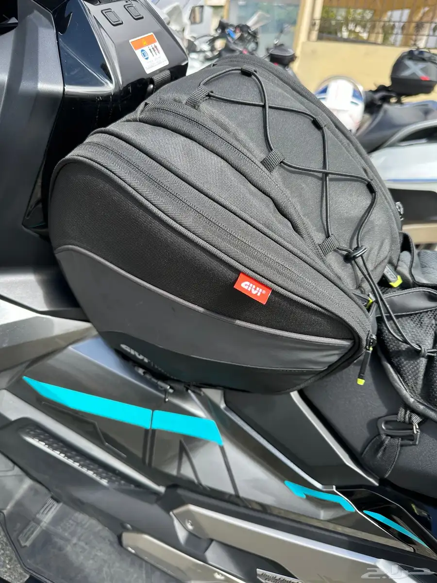 هوندا XADV750 موديل 24 بحالة ممتازة 7