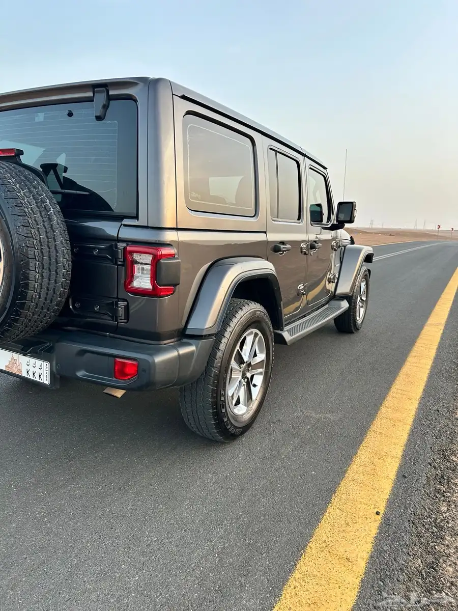 جيب رانجلر صحارى V 6 يوم 114 الف 23