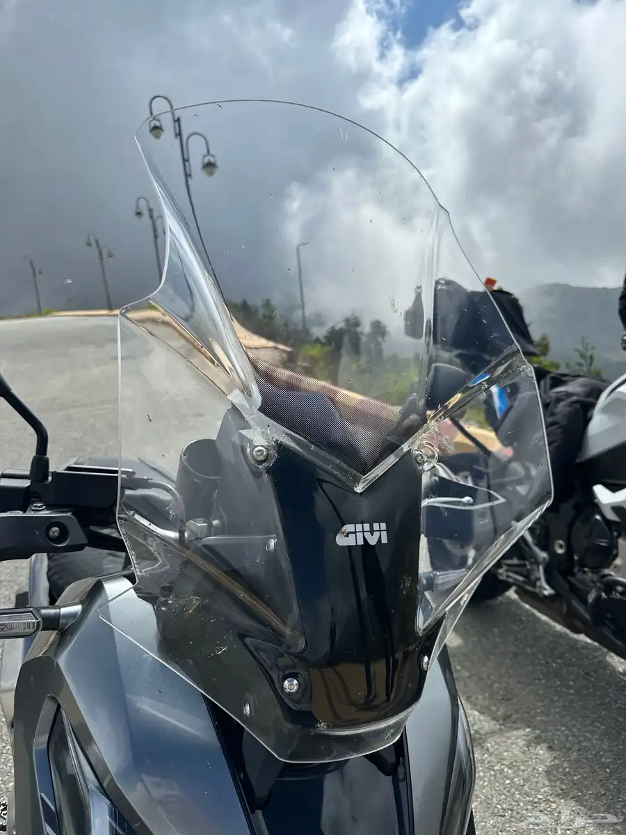 هوندا XADV750 موديل 24 بحالة ممتازة 4