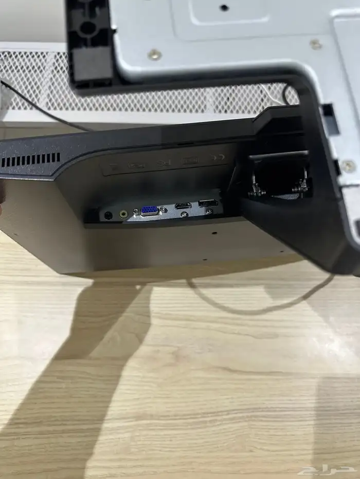 شاشة كمبيوتر وعرض LED للبيع 3