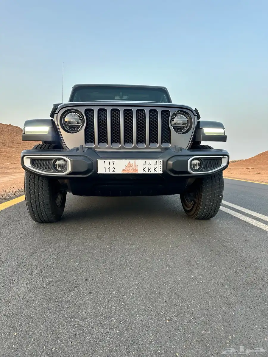 جيب رانجلر صحارى V 6 يوم 114 الف 17