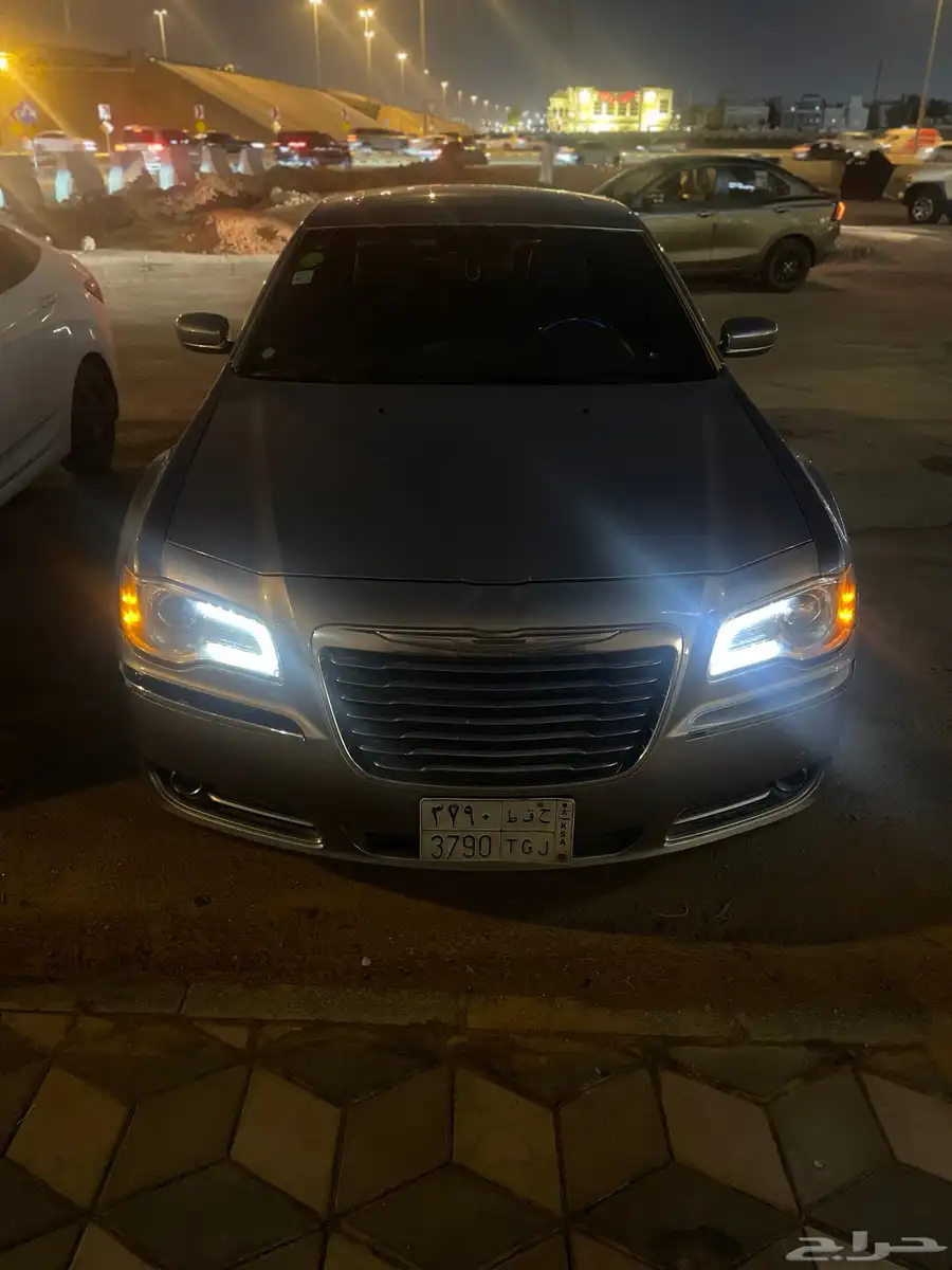 كرايسلر للبيع 0
