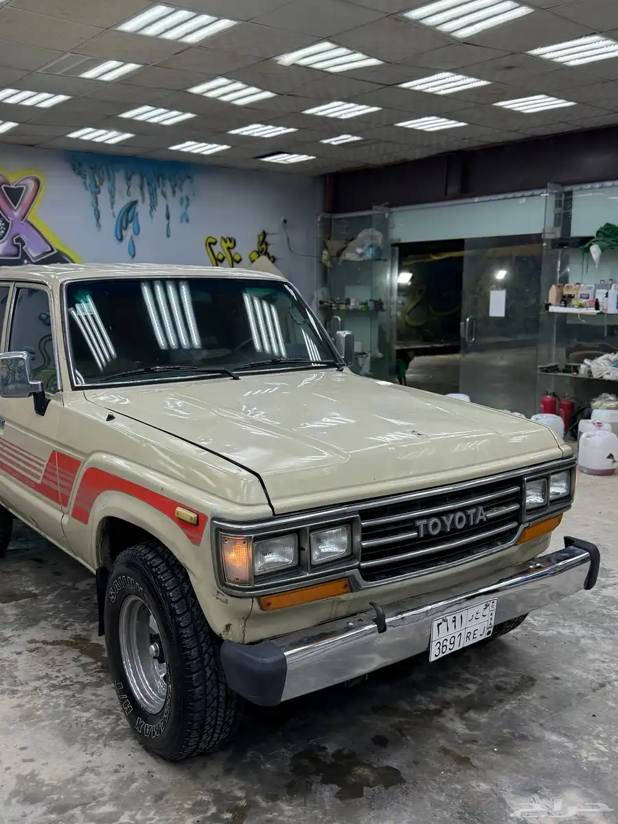 لاندكروزر GX 1